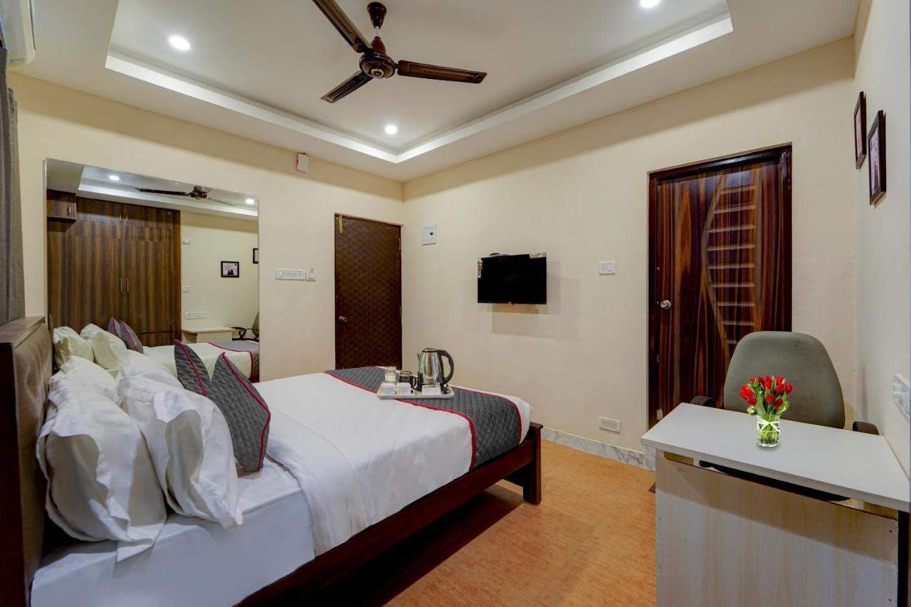 Super Townhouse G Silver Hotels Near Us Biometric Chennai Eksteriør bilde