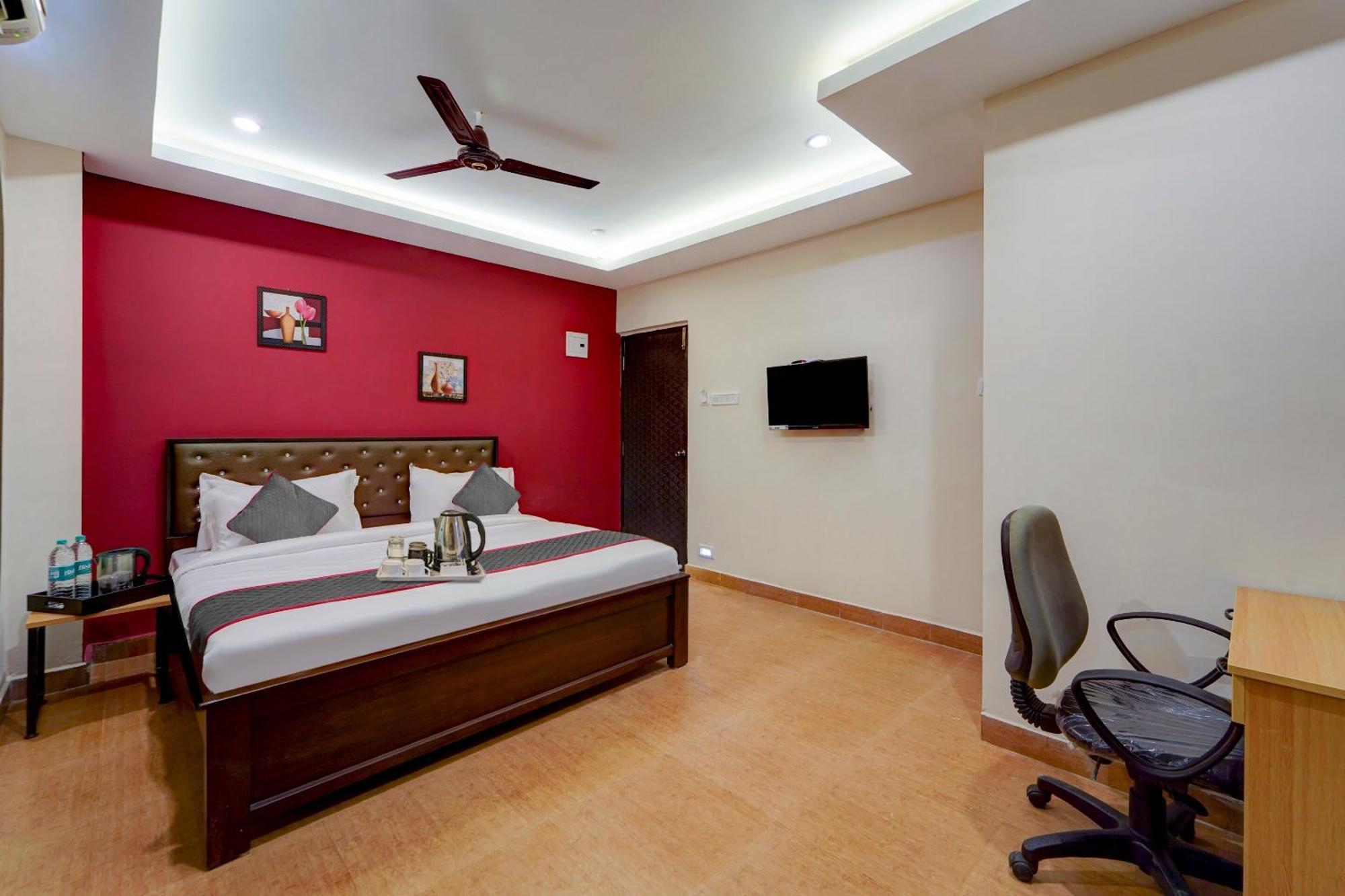 Super Townhouse G Silver Hotels Near Us Biometric Chennai Eksteriør bilde